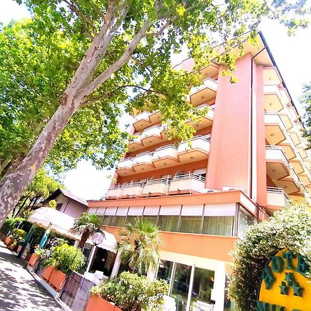 Hotel Milord เชเซนาติโก ภายนอก รูปภาพ