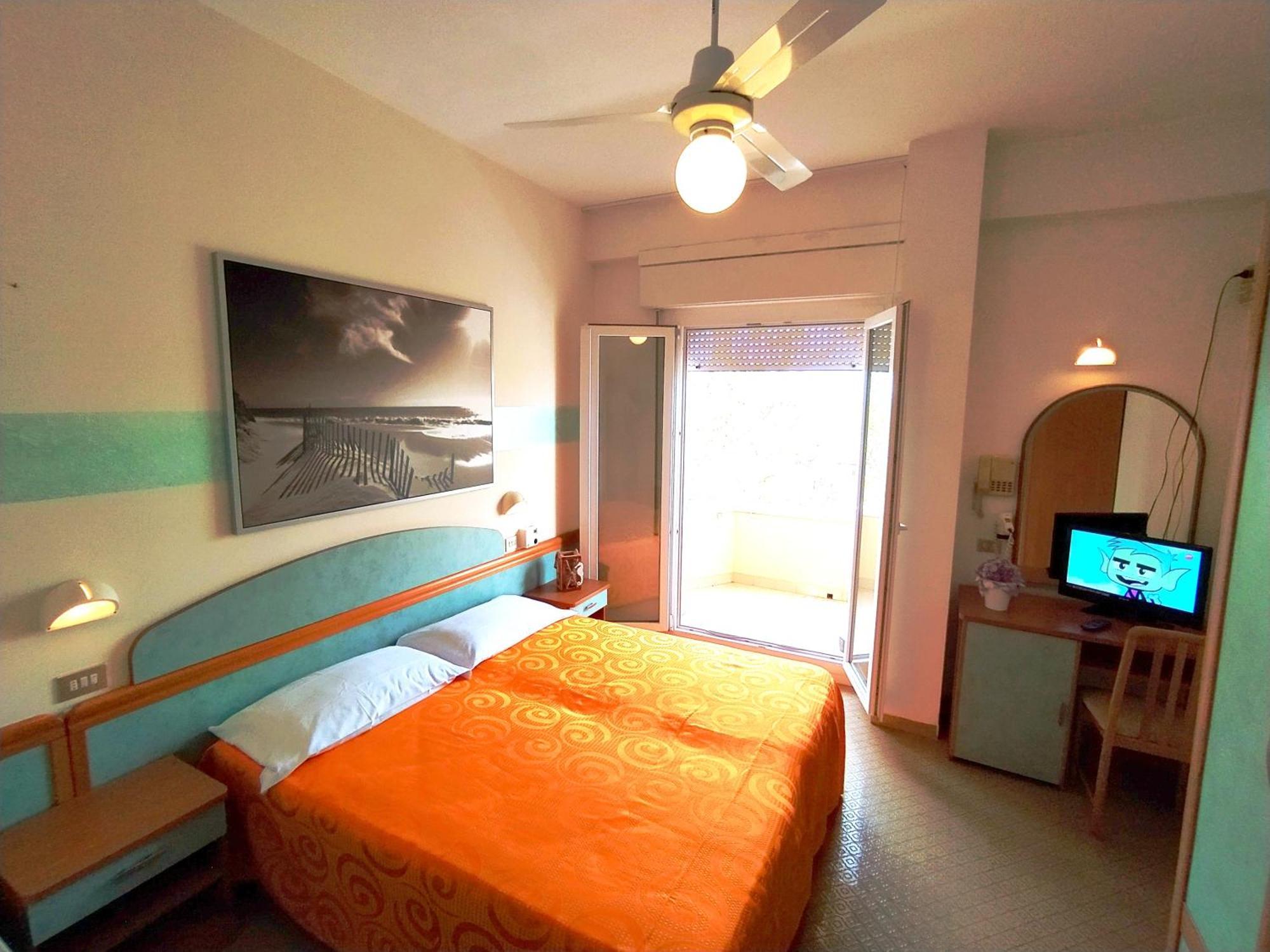 Hotel Milord เชเซนาติโก ภายนอก รูปภาพ