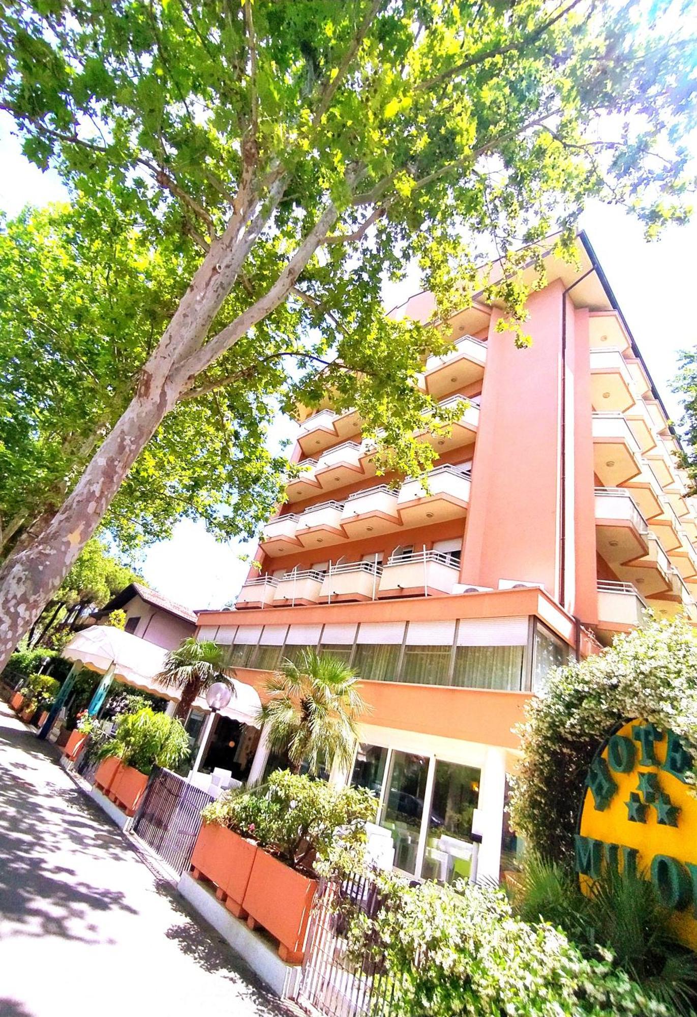 Hotel Milord เชเซนาติโก ภายนอก รูปภาพ