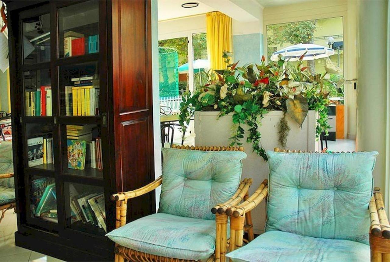 Hotel Milord เชเซนาติโก ภายนอก รูปภาพ