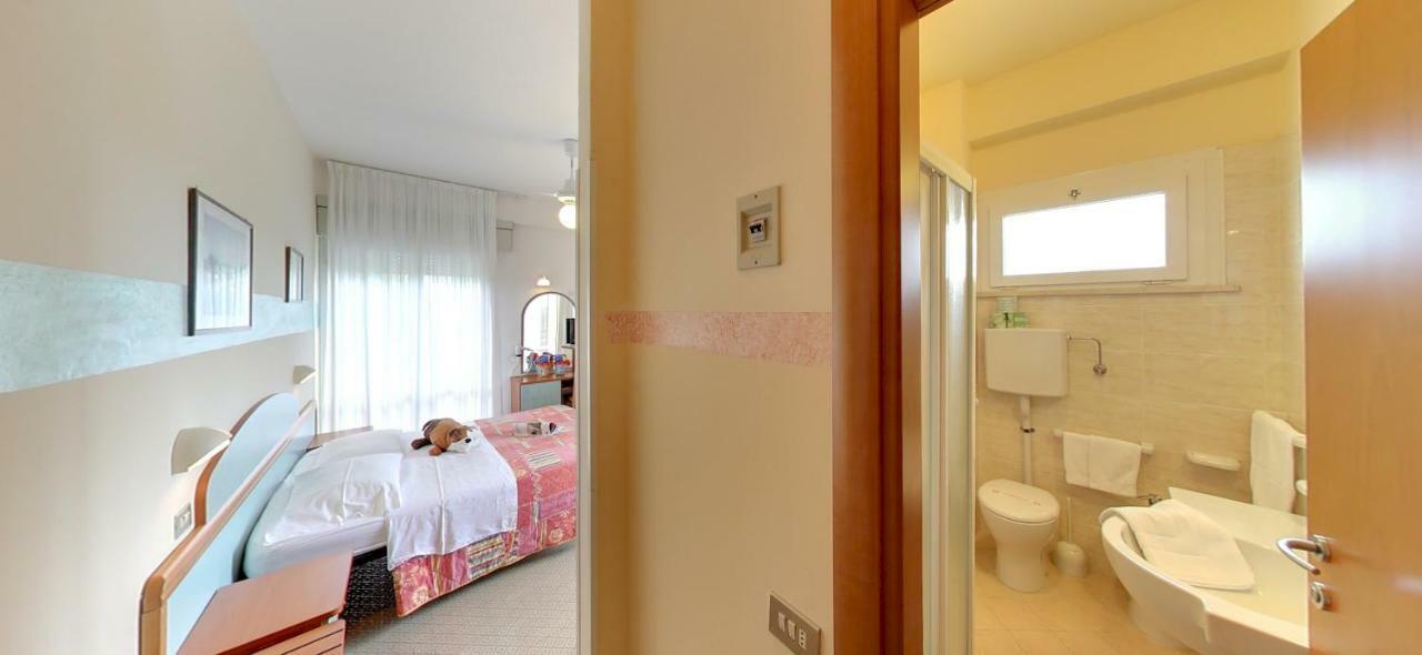 Hotel Milord เชเซนาติโก ภายนอก รูปภาพ