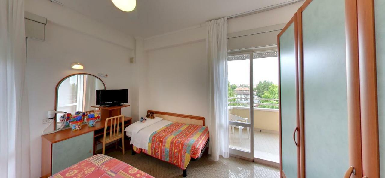 Hotel Milord เชเซนาติโก ภายนอก รูปภาพ